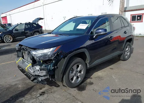 2025 Toyota Rav4 Xle z USA, uszkodzony, nr VIN 2T3P1RFV2SW521559